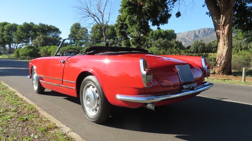1962 Alfa Romeo 2000 Touring For Sale (picture 3 of 93)