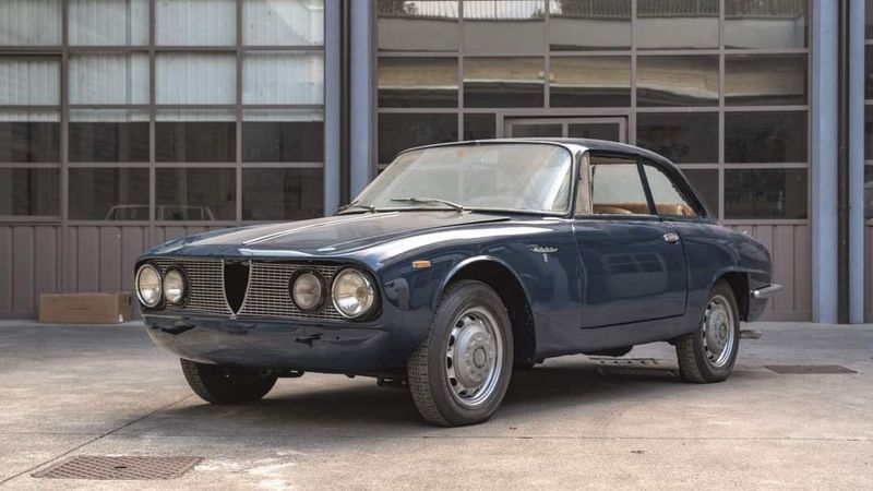 1962 Alfa Romeo 2000 Sprint For Sale (picture 1 of 39)