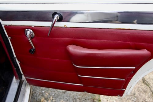 1965 Alfa Romeo 2600 Berlina à venda (imagem 65 de 134)