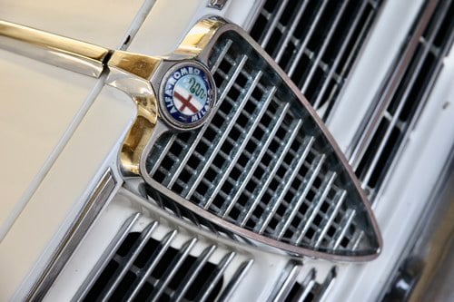 1965 Alfa Romeo 2600 Berlina à venda (imagem 84 de 134)