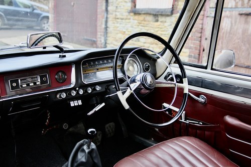 1965 Alfa Romeo 2600 Berlina à venda (imagem 45 de 134)