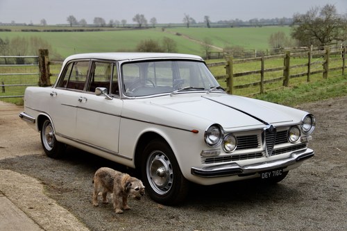 1965 Alfa Romeo 2600 Berlina à venda (imagem 21 de 134)