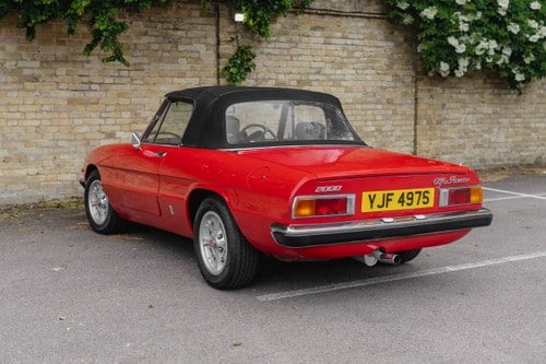 1977 Alfa Romeo Spider 2000 Veloce à venda (imagem 21 de 160)