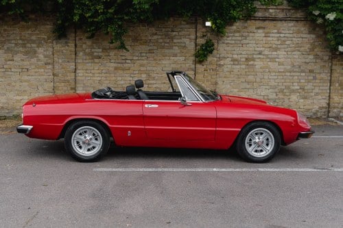 1977 Alfa Romeo Spider 2000 Veloce à venda (imagem 3 de 160)