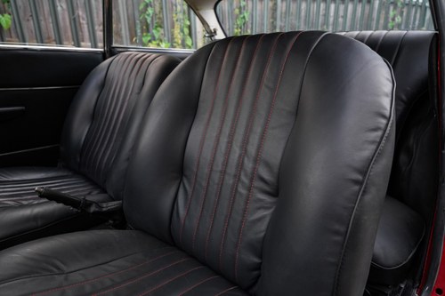 1972 Alfa Romeo 1600 GT Junior In vendita (immagine 84 di 250)