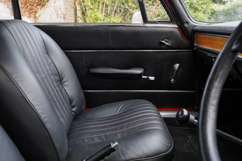 1972 Alfa Romeo 1600 GT Junior In vendita (immagine 107 di 250)