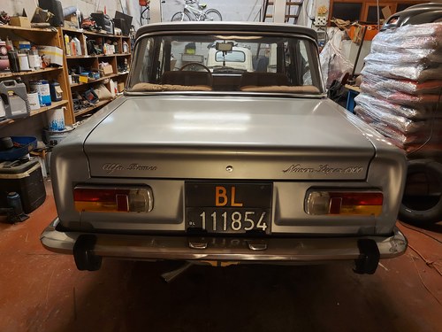 1976 Alfa Romeo Giulia Nuova Super 1300 In vendita (immagine 20 di 49)