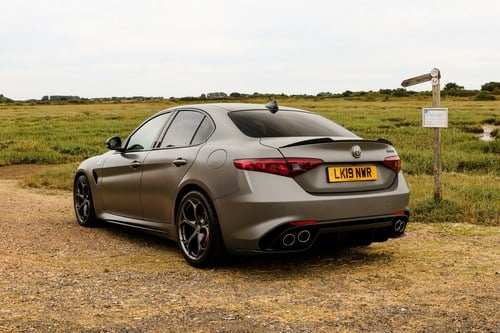 2019 Alfa Romeo Giulia Quadrifoglio Nürburgring Edition (RHD) zum Verkauf (Bild 2 von 35)