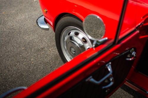 1963 Alfa Romeo Giulia Spider LHD zum Verkauf (Bild 51 von 307)