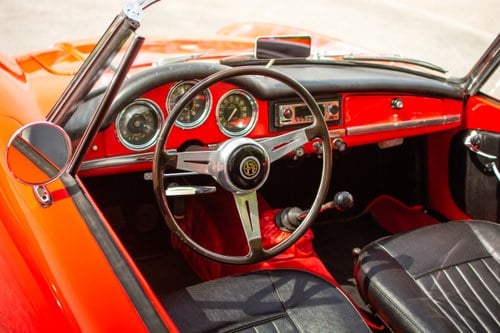 1963 Alfa Romeo Giulia Spider LHD zum Verkauf (Bild 26 von 307)