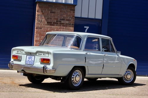 1971 Alfa Romeo Giulia Super 1600 à vendre (picture 8 of 70)