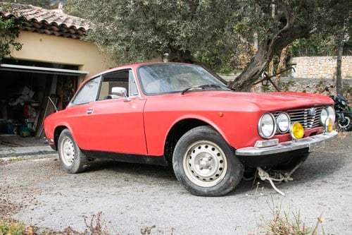 NO RESERVE - 1974 Alfa Romeo GT 1300 Junior à vendre (picture 2 of 90)