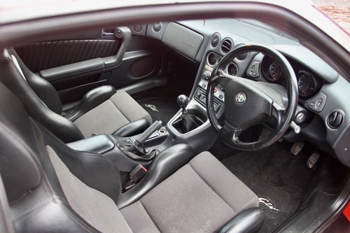 2002 Alfa Romeo GTV Cup Te koop (foto 28 van 147)