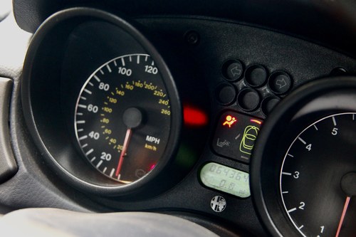 2002 Alfa Romeo GTV Cup Te koop (foto 41 van 147)