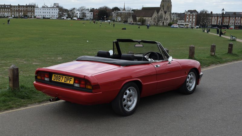 The Modern Classic Series 3 Alfa Romeo Spider Is on the Rise