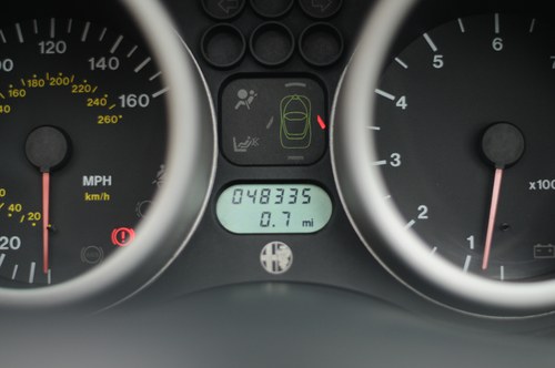 2003 Alfa Romeo Spider 2.0 T-S Lusso à venda (imagem 42 de 166)