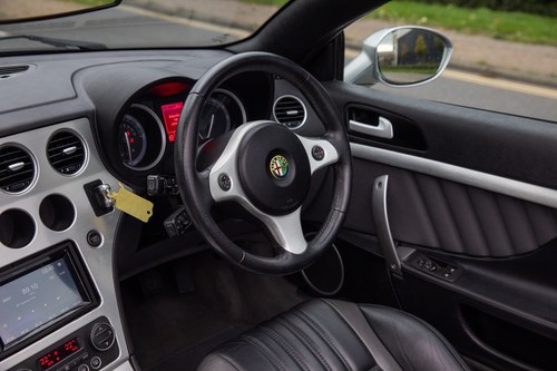 2007 Alfa Romeo Spider JTS à vendre (picture 49 of 127)