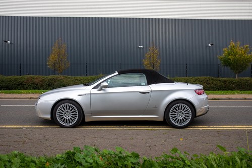 2007 Alfa Romeo Spider JTS à vendre (picture 15 of 127)