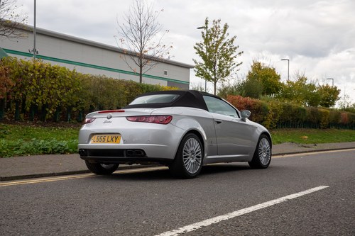 2007 Alfa Romeo Spider JTS à vendre (picture 9 of 127)