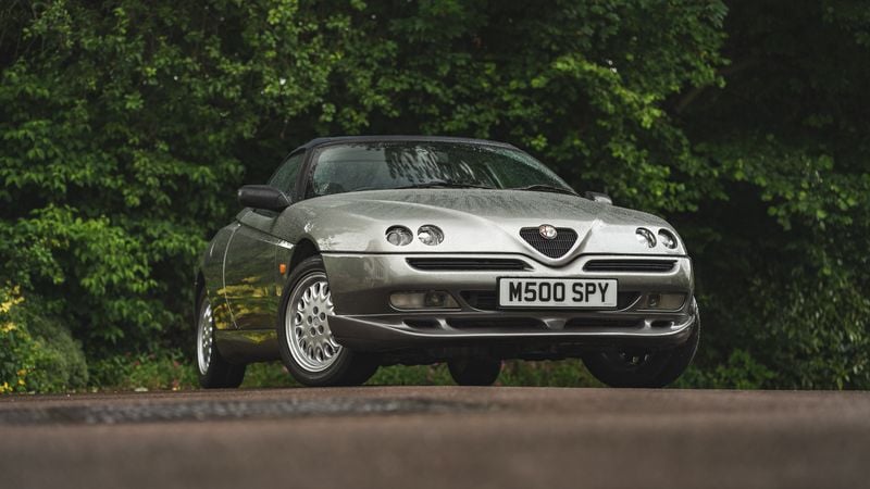 1997 Alfa Romeo Spider 916 2.0 Twin Spark For Sale (picture 1 of 89)