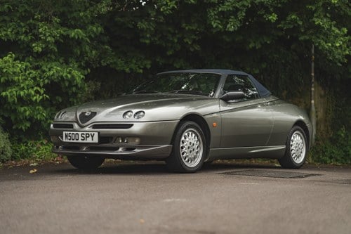 1997 Alfa Romeo Spider 916 2.0 Twin Spark zum Verkauf (Bild 7 von 89)