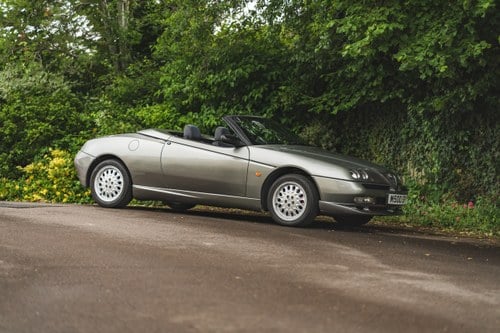1997 Alfa Romeo Spider 916 2.0 Twin Spark zum Verkauf (Bild 4 von 89)