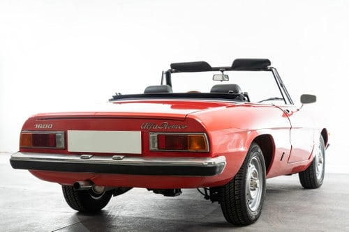1976 Alfa Romeo Spider Coda Tronca zum Verkauf (Bild 4 von 63)