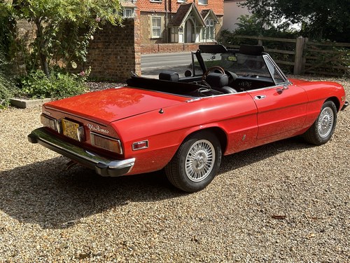 1974 Alfa Romeo Spider 2000 Iniezione LHD For Sale (picture 35 of 249)