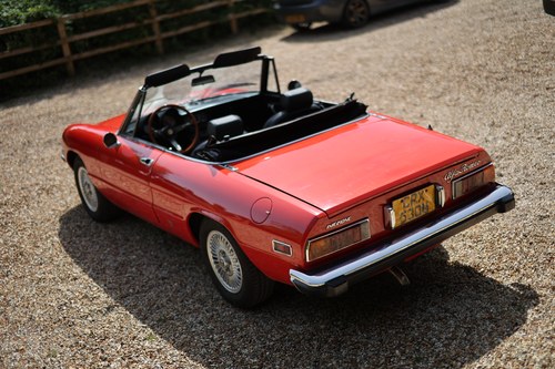1974 Alfa Romeo Spider 2000 Iniezione LHD For Sale (picture 8 of 249)