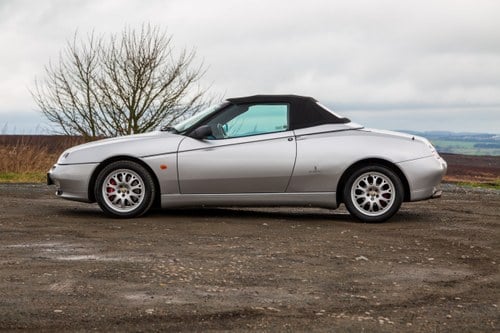2002 Alfa Romeo Spider V6 à vendre (picture 11 of 129)