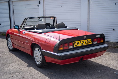 1988 Alfa Romeo Spider QV Series 3 In vendita (immagine 48 di 218)