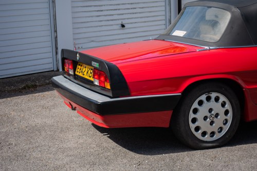 1988 Alfa Romeo Spider QV Series 3 In vendita (immagine 121 di 218)