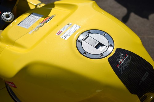 NO RESERVE - 2001 Aprilia RSV Mille R Te koop (foto 62 van 107)