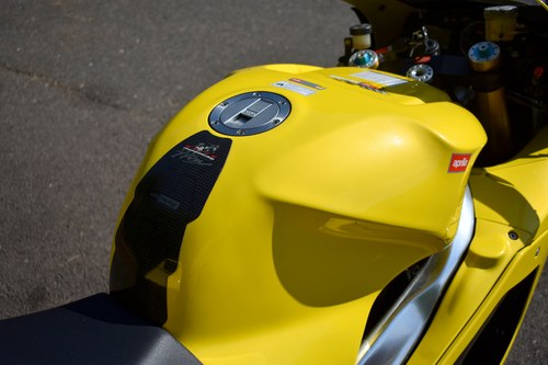 NO RESERVE - 2001 Aprilia RSV Mille R Te koop (foto 97 van 107)