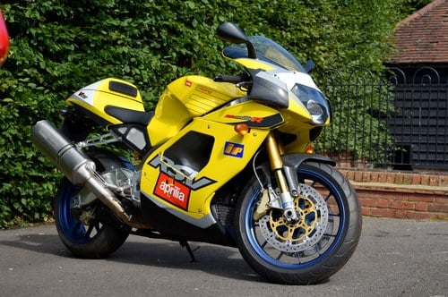 NO RESERVE - 2001 Aprilia RSV Mille R Te koop (foto 2 van 107)