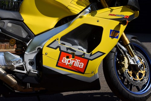 NO RESERVE - 2001 Aprilia RSV Mille R Te koop (foto 103 van 107)