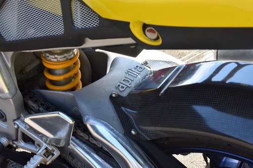 NO RESERVE - 2001 Aprilia RSV Mille R Te koop (foto 67 van 107)