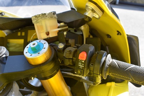 NO RESERVE - 2001 Aprilia RSV Mille R Te koop (foto 49 van 107)