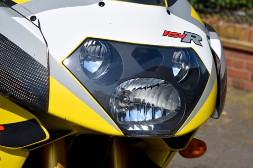 NO RESERVE - 2001 Aprilia RSV Mille R Te koop (foto 39 van 107)