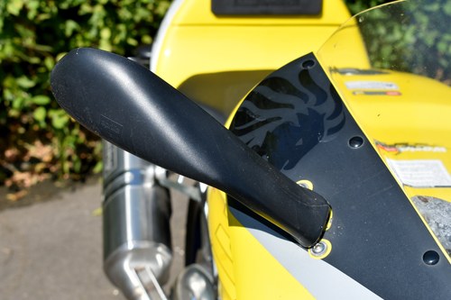 NO RESERVE - 2001 Aprilia RSV Mille R Te koop (foto 38 van 107)