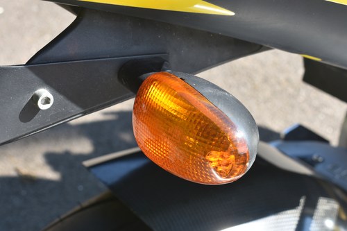 NO RESERVE - 2001 Aprilia RSV Mille R Te koop (foto 77 van 107)