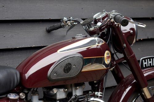 1954 Ariel Model FH Huntmaster zum Verkauf (Bild 32 von 87)