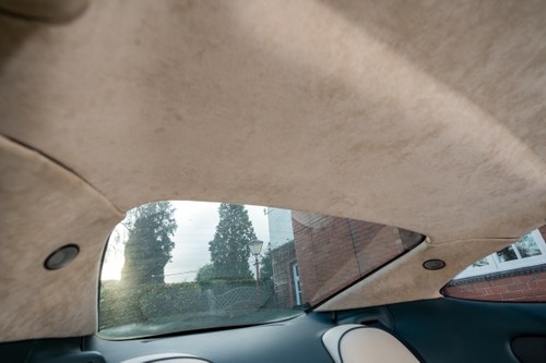 1998 Aston Martin DB7 In vendita (immagine 55 di 173)