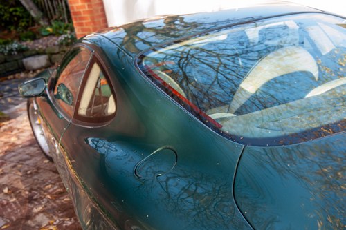 1998 Aston Martin DB7 In vendita (immagine 83 di 173)