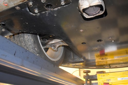 2002 Aston Martin Vanquish zum Verkauf (Bild 168 von 176)