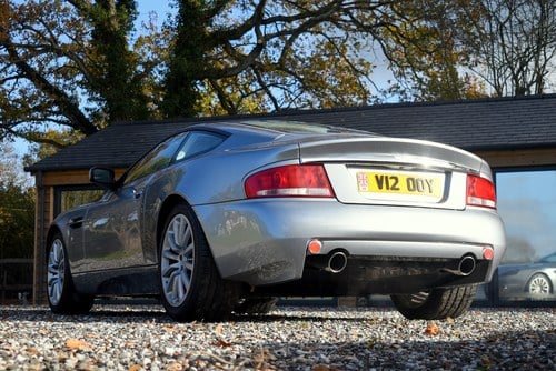 2002 Aston Martin Vanquish zum Verkauf (Bild 24 von 176)