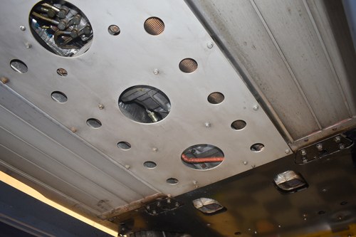 2002 Aston Martin Vanquish zum Verkauf (Bild 169 von 176)