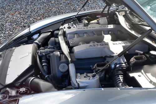 2002 Aston Martin Vanquish zum Verkauf (Bild 137 von 176)