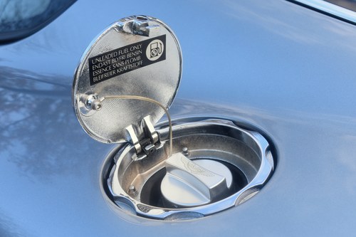 2002 Aston Martin Vanquish zum Verkauf (Bild 112 von 176)