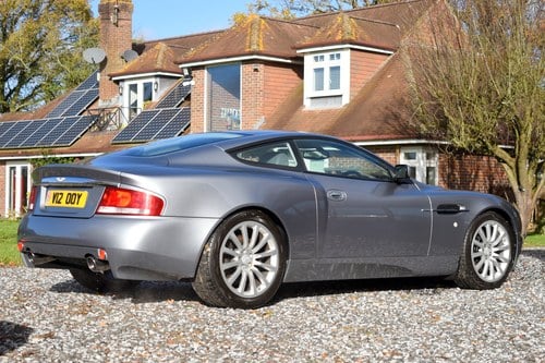 2002 Aston Martin Vanquish zum Verkauf (Bild 20 von 176)